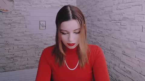 Snapshot of elegant_princess1 chatting on January 23, 11:05 pm elegant_princess1 online show from January 23, 11:05 pm