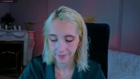 Elen  online show from June 25, 5:23 am