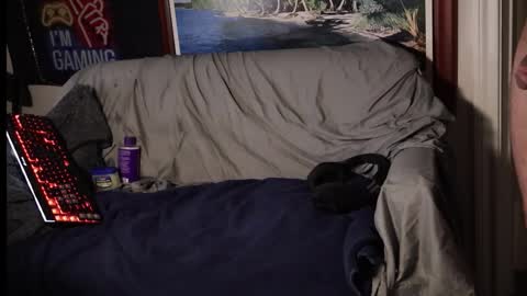 elephantrunkman online show from February 2, 5:39 am