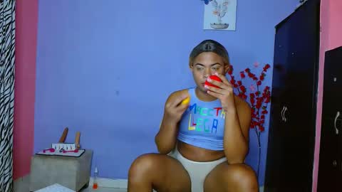 eletrabrowns online show from September 18, 3:30 am