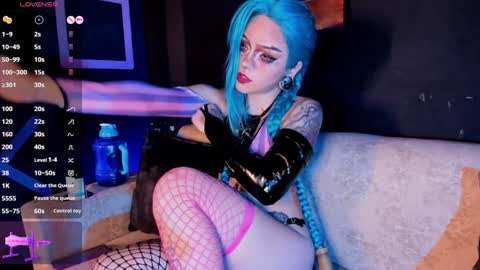 Snapshot of elettra_roux chatting on December 29, 4:40 pm ELETTRA online show from December 29, 4:40 pm