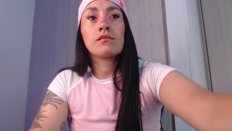 Snapshot of eleven_diamond chatting on January 31, 2:39 pm Millie bobby online show from January 31, 2:39 pm