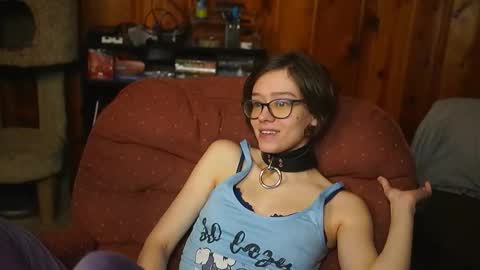 Emma online show from November 8, 7:34 pm