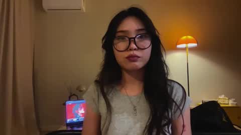 Snapshot of elfredaruckle chatting on February 20, 5:13 pm Aira online show from February 20, 5:13 pm