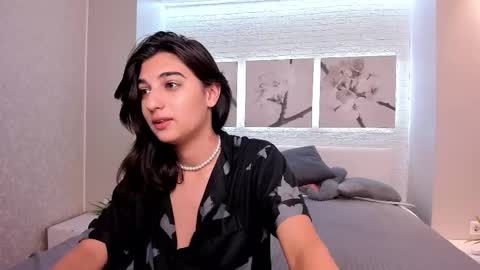 Snapshot of elfy_rare chatting on September 18, 8:55 pm Elfy online show from September 18, 8:55 pm