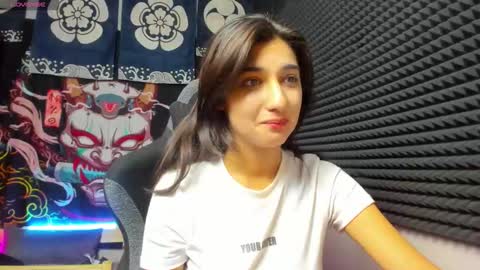 Snapshot of elfy_rare chatting on October 23, 10:47 am Elfy online show from October 23, 10:47 am
