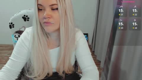 Ella online show from November 23, 6:35 am