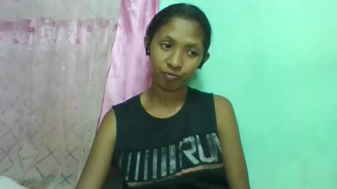 eliah193653 online show from April 13, 7:25 am