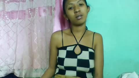 eliah193653 online show from July 24, 6:22 am