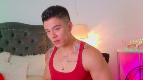 Elian online show from May 23, 8:35 pm