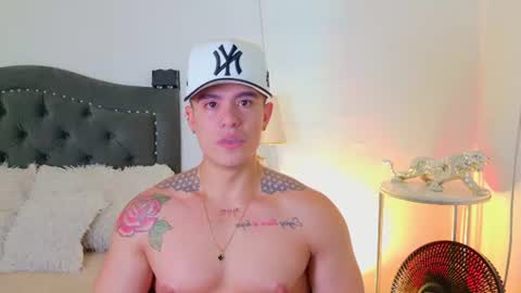 Elian online show from June 17, 4:19 pm
