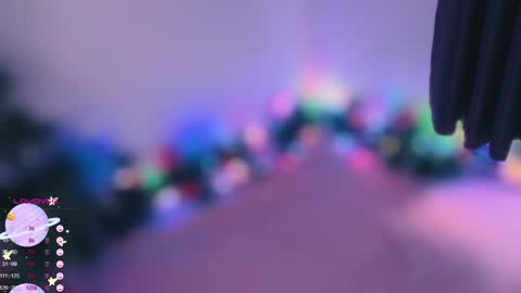 Ella online show from December 28, 6:17 am