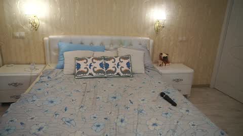 Luna online show from March 31, 7:03 pm