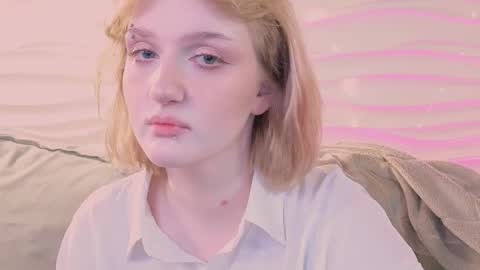 Ellie online show from February 1, 5:28 am