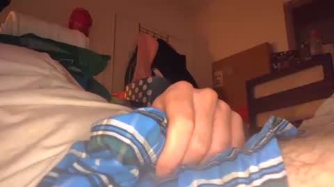 eliexavier123456789 online show from December 4, 5:16 am