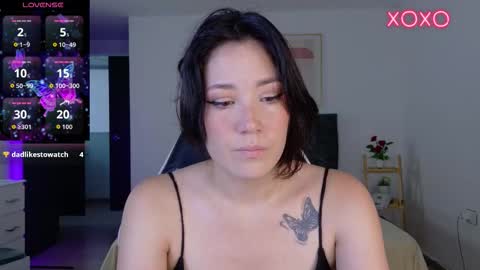 eliiih_ online show from November 14, 10:18 pm