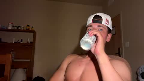 Snapshot of elijahkinky24 chatting on June 26, 12:37 am elijahkinky24 online show from June 26, 12:37 am