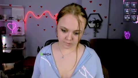 Elin online show from May 17, 9:44 pm