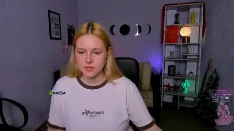 Elin online show from May 20, 3:29 pm