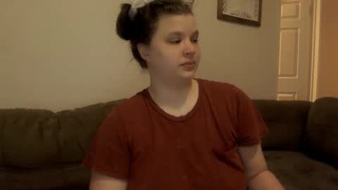 ElinaReign   online show from January 7, 3:31 am