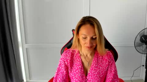 Milena online show from July 1, 6:15 am