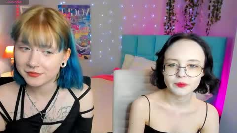 Snapshot of elira_vane chatting on May 4, 11:06 am Elira Vane online show from May 4, 11:06 am