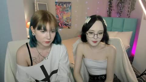 Snapshot of elira_vane chatting on May 8, 11:26 am Elira Vane online show from May 8, 11:26 am
