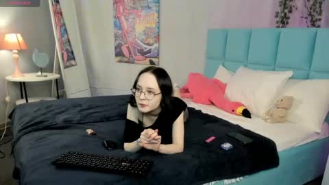 Snapshot of elira_vane chatting on May 10, 11:04 am Elira Vane online show from May 10, 11:04 am