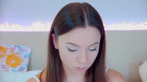 ElisabethDavis online show from February 25, 3:27 pm