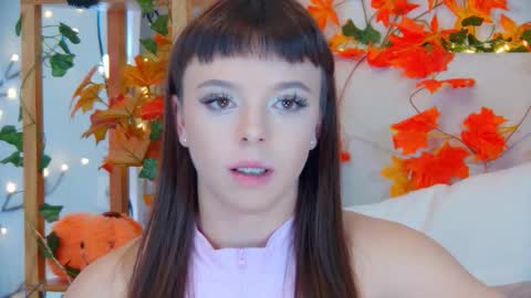 ElisabethDavis online show from October 8, 5:21 pm