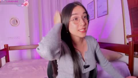 Eli  online show from April 26, 2:53 am