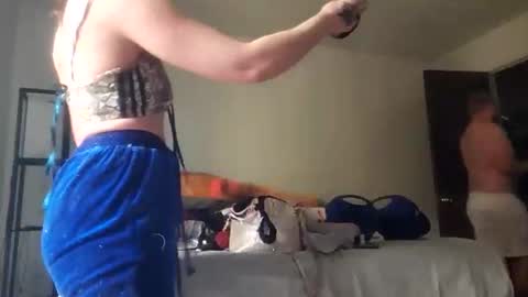 Snapshot of elisehipele chatting on November 2, 5:37 pm elisehipele online show from November 2, 5:37 pm