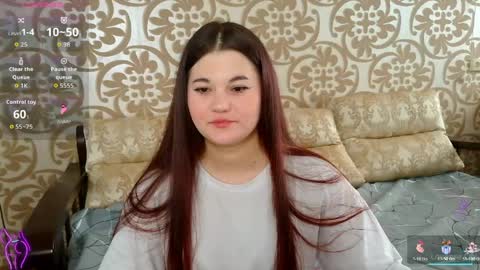 Snapshot of elisesmuse chatting on June 10, 11:09 am elisesmuse online show from June 10, 11:09 am