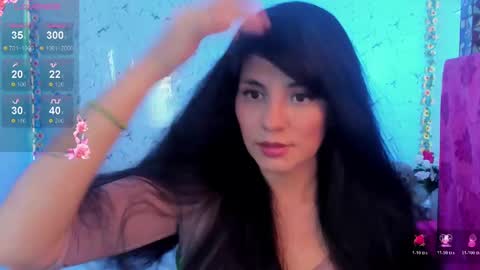 E L I S S A online show from November 2, 7:49 pm