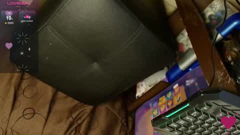 Eliss online show from November 2, 6:16 am