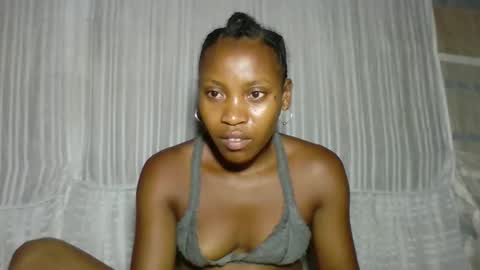 elita12010 online show from February 9, 8:46 pm