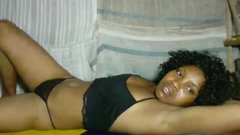 elita12010 online show from March 21, 9:51 pm