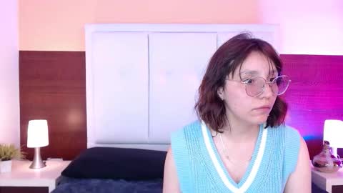 Eliza online show from January 16, 7:18 pm