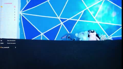 Snapshot of elizabeht_911 chatting on February 28, 2:56 am elizabeht_911 online show from February 28, 2:56 am