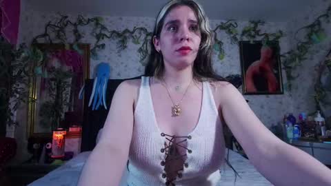 Snapshot of elizabeth77_ chatting on October 2, 10:17 pm Elizabeth online show from October 2, 10:17 pm