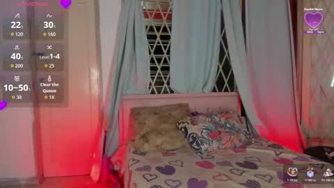 Snapshot of elizabeth_777 chatting on February 22, 2:13 am elizabeth_777 online show from February 22, 2:13 am