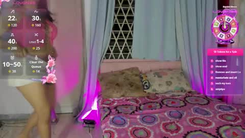 Snapshot of elizabeth_777 chatting on March 17, 3:55 am elizabeth_777 online show from March 17, 3:55 am