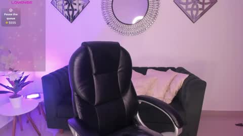 Snapshot of elizabeth_benet_ chatting on May 29, 6:11 am elizabeth online show from May 29, 6:11 am