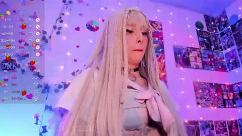 Snapshot of elizabeth_jing chatting on June 17, 10:21 pm Independent Model online show from June 17, 10:21 pm