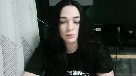 elizabeth_xi online show from October 8, 6:38 pm