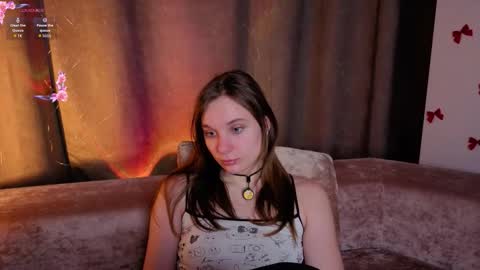 Elizabeth online show from February 21, 1:06 am