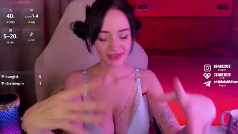 Adele online show from February 2, 11:42 pm