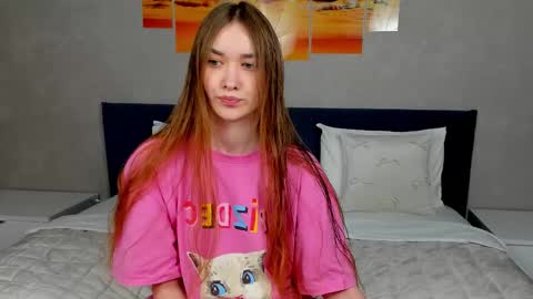 Snapshot of elizabethcash chatting on February 21, 3:29 am Elizabeth online show from February 21, 3:29 am