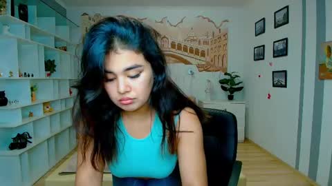 Elizabeth online show from May 26, 11:28 am