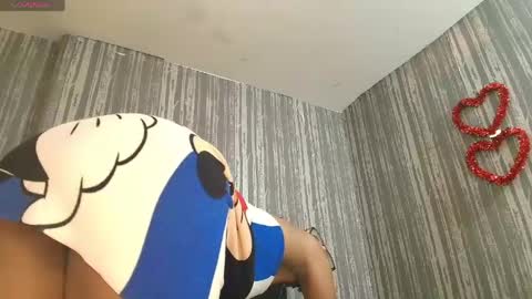 elizabetth_roman online show from May 28, 3:09 pm